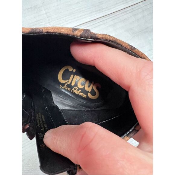 Circus Kitten Heel Booties - Picture 5 of 7